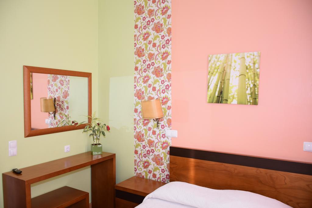 Pensao Flor Da Baixa Hotel Lisbon Bagian luar foto