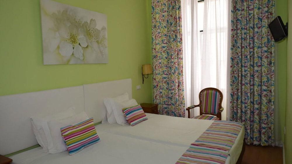 Pensao Flor Da Baixa Hotel Lisbon Bagian luar foto